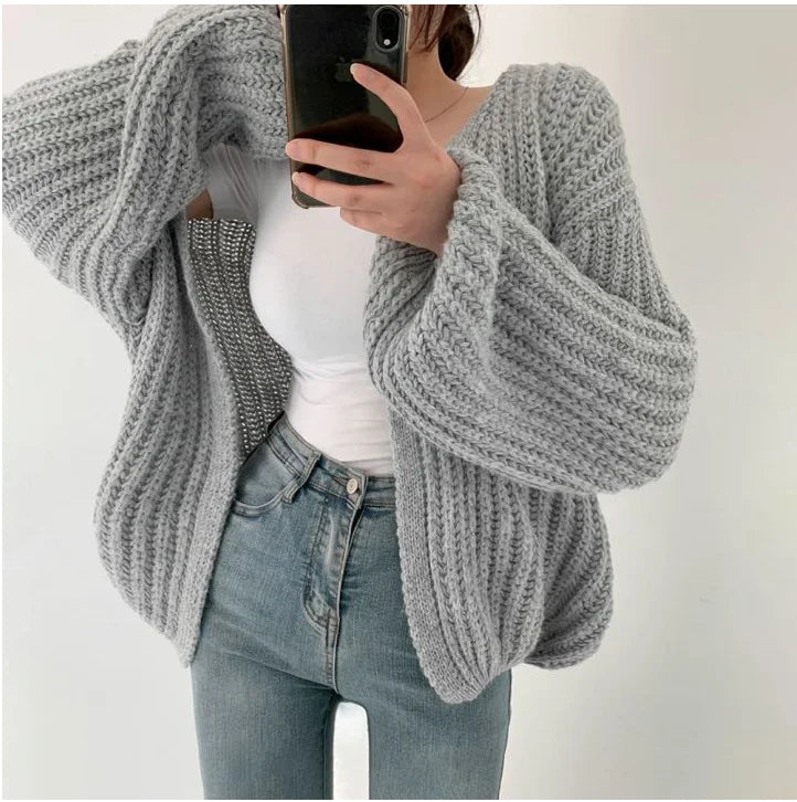 Relanie | Women’s Chunky Lantern Sleeve Cardigan